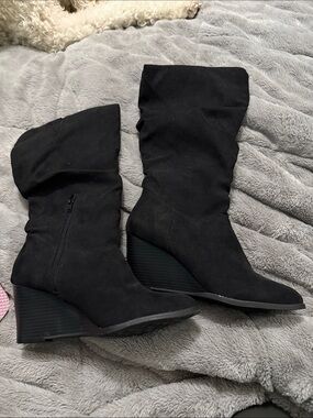Black Wedge Mid-Calf Boots - Women